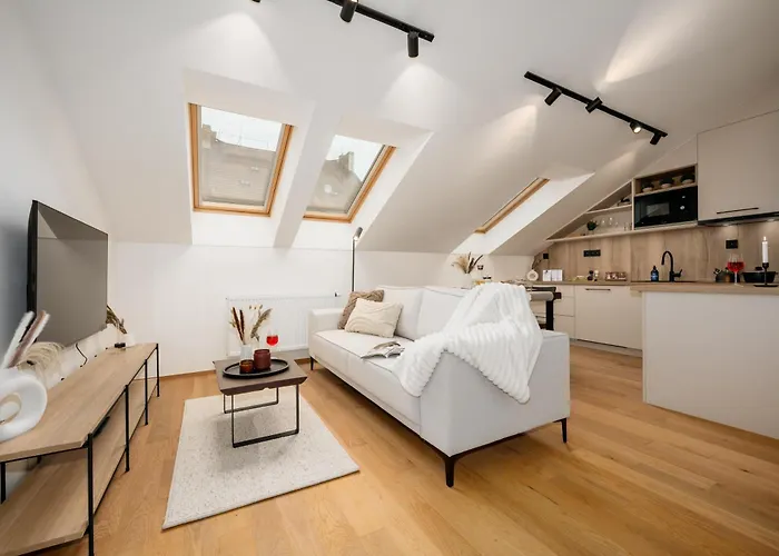 Days - Two-bedroom With Workspace And Netflix In Nusle Apartmán *